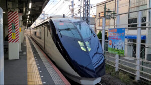 京成特急スカイライナーとは？停車駅・予約・料金・乗り方・割引まとめ