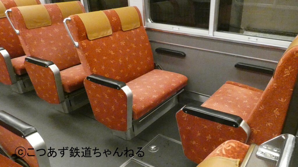 阪急6300系6354F「京とれいん」の座席 1号車、2号車