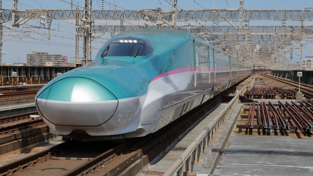 【裏技】東北新幹線を安く乗る方法を紹介！半額で乗れる方法も解説！