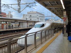 【裏技紹介】東京から静岡で一番安いのは?新幹線・夜行バス・高速バス・電車を徹底比較!予約・格安チケットも紹介