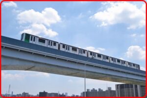 日暮里・舎人ライナー混雑するのに大赤字?一体なぜなのか?