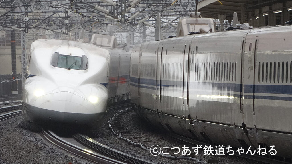 東海道新幹線のぞみ静岡通過イメージ