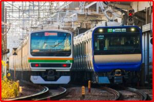 【架線柱と電車が激突】東海道線大船～藤沢間で運転見合わせ　「蒸し風呂で死ぬ」との悲鳴も　相当時間運転再開にかかる見込み サンライズ東京駅から出れず