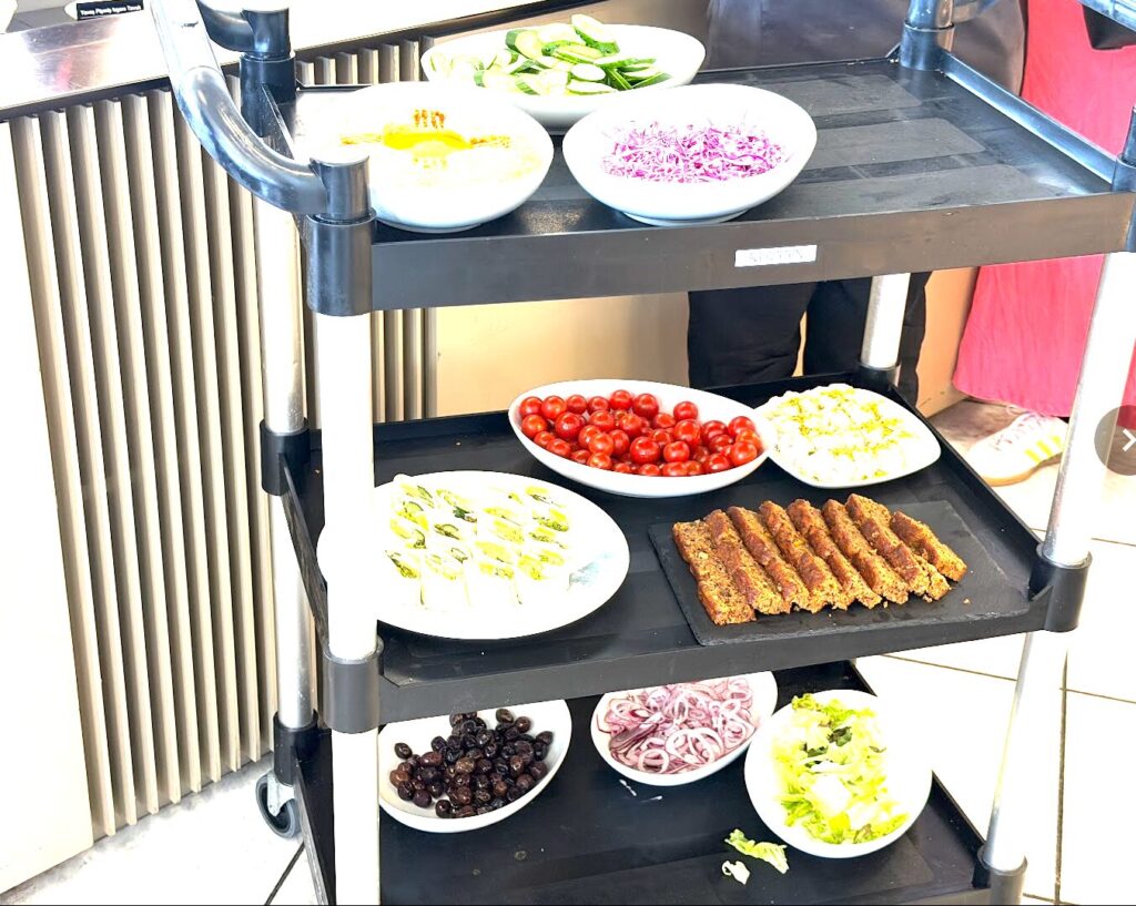 成田空港ラウンジのトルコ料理